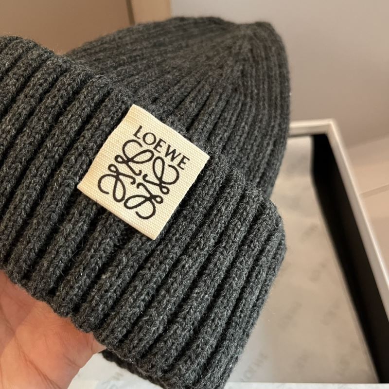 Loewe Caps